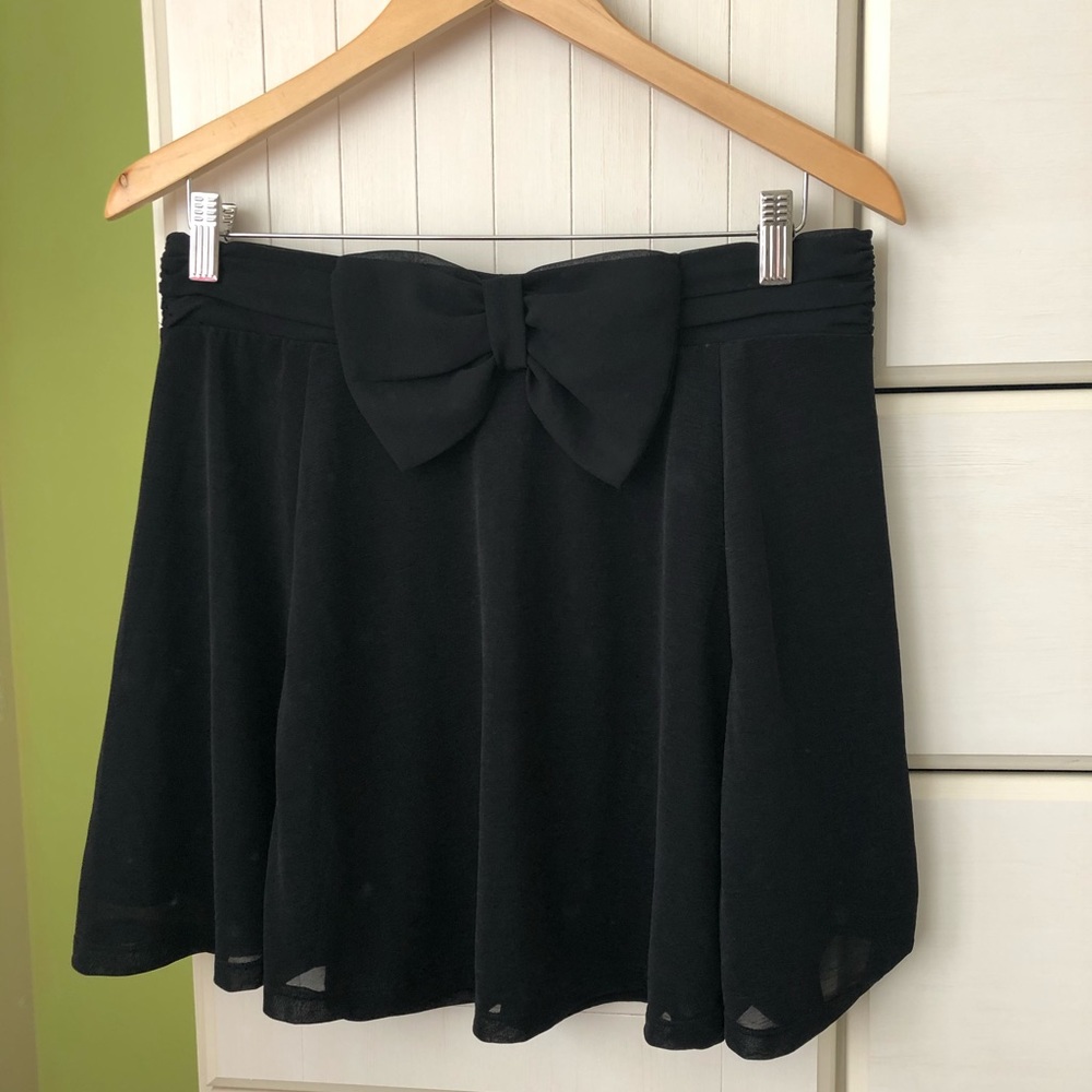 Black Pleated Skirt
